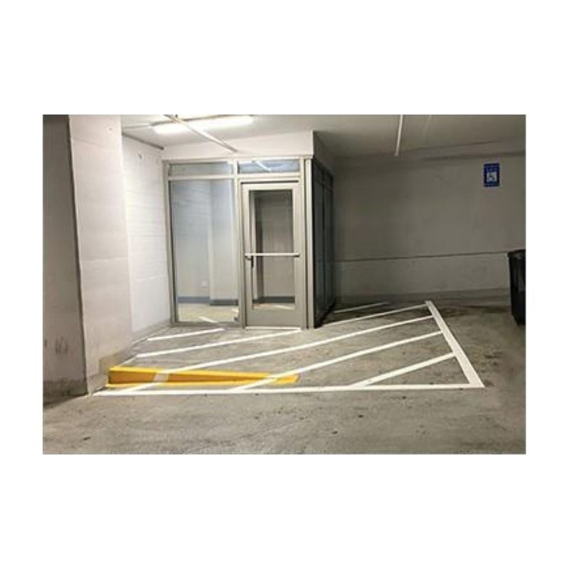 Tough Durable Traffic Line Marking Paint Same As Gorilla Paint.